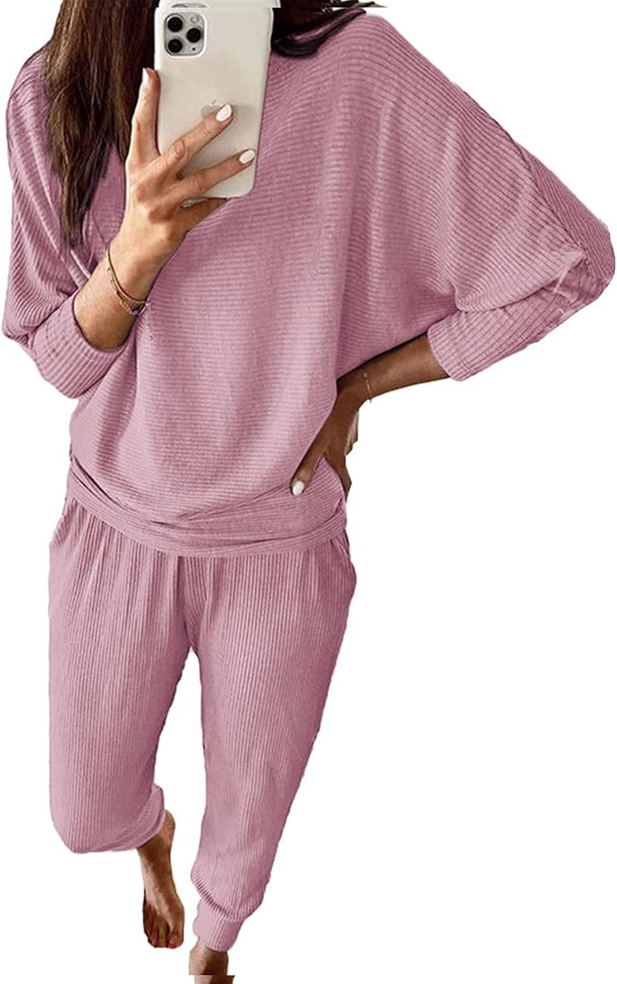 PRETTYGARDEN Women's Fashion Outfits 2 Piece Sweatsuit Solid Color Long Sleeve Pullover Long Pant... | Amazon (US)