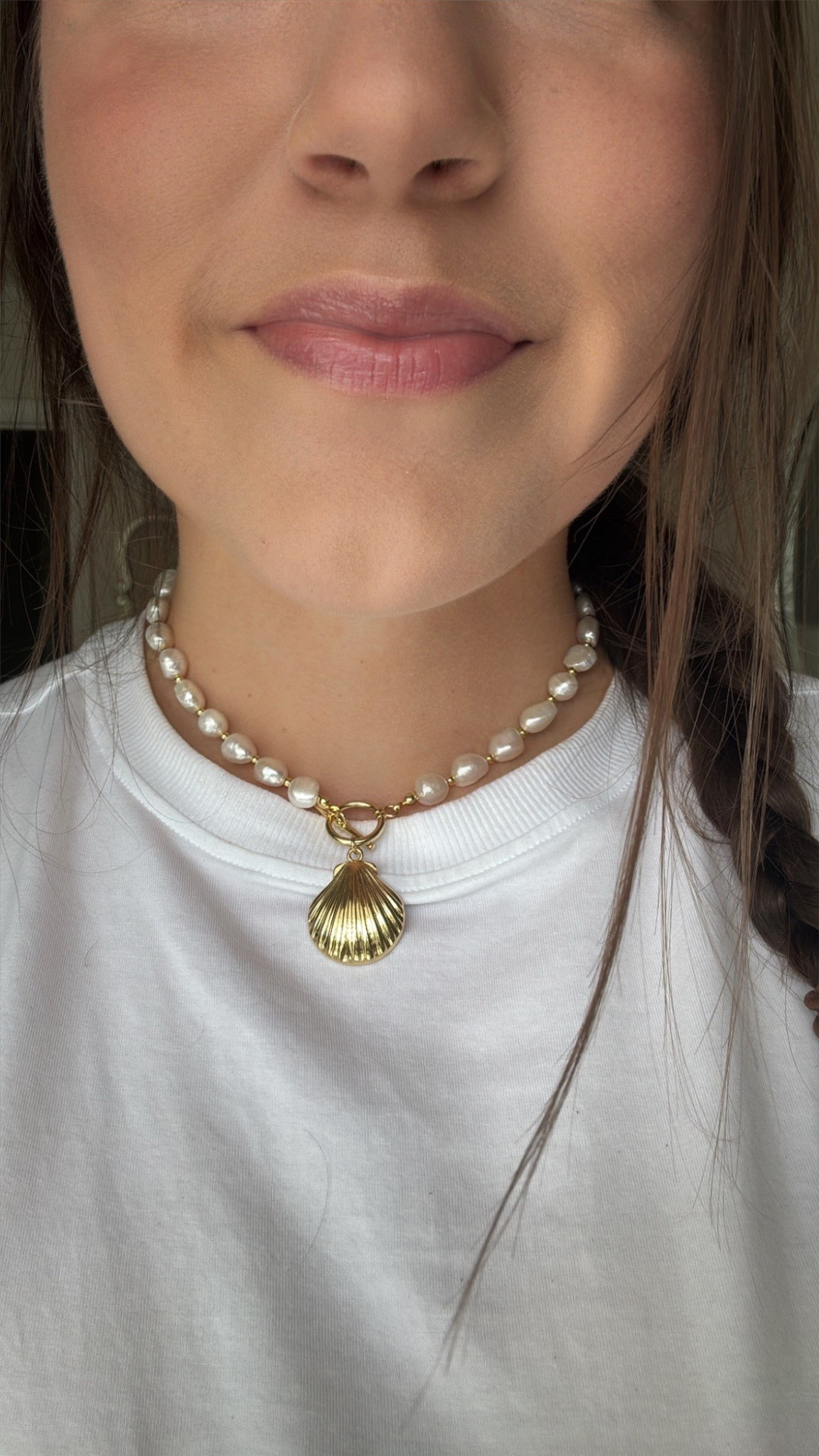 LOVE this cute seashell necklace from Vici!! Wish I had ordered it for my trip to Charleston🐚✨ Good thing summer’s not over yet!😜 #necklace #seashell #accessories #jewelry

#LTKSaleAlert #LTKStyleTip #LTKSeasonal