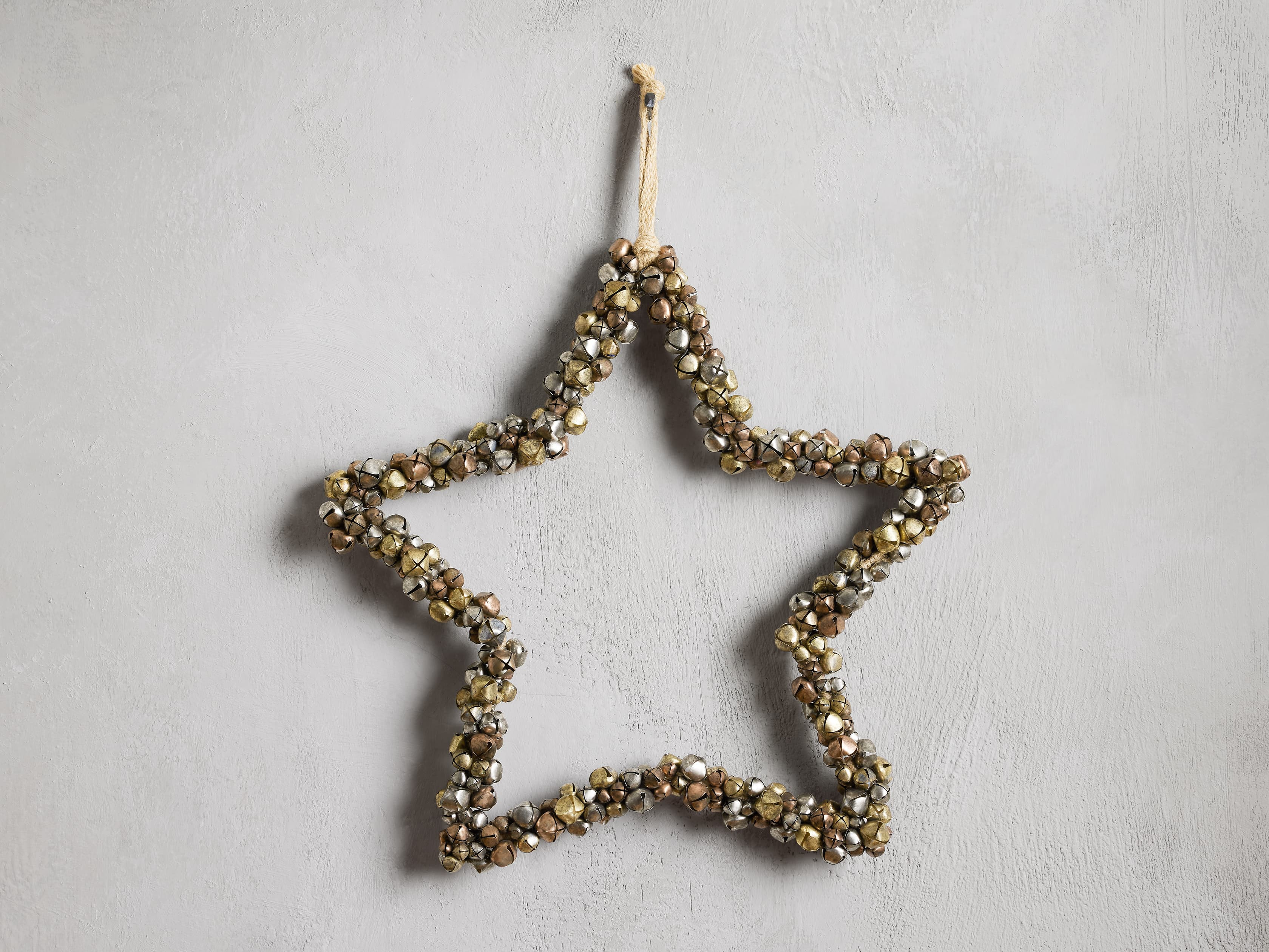 Jingle Bell Star Wreath | Arhaus