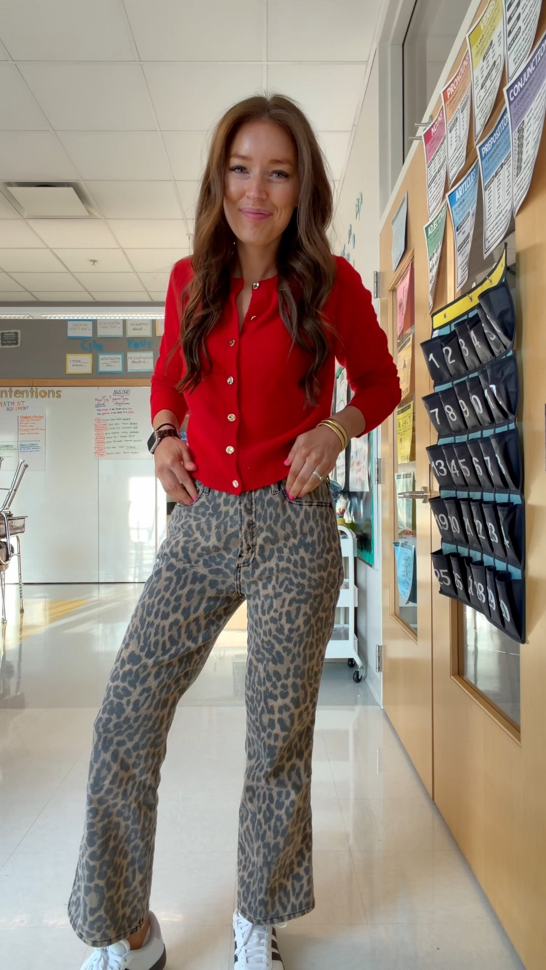 Outfits of the week! 


Jeans / sneakers / cardigan / sweater / button down / workwear / teacher outfits 

#LTKgrwm #LTKootd #LTKmomlife