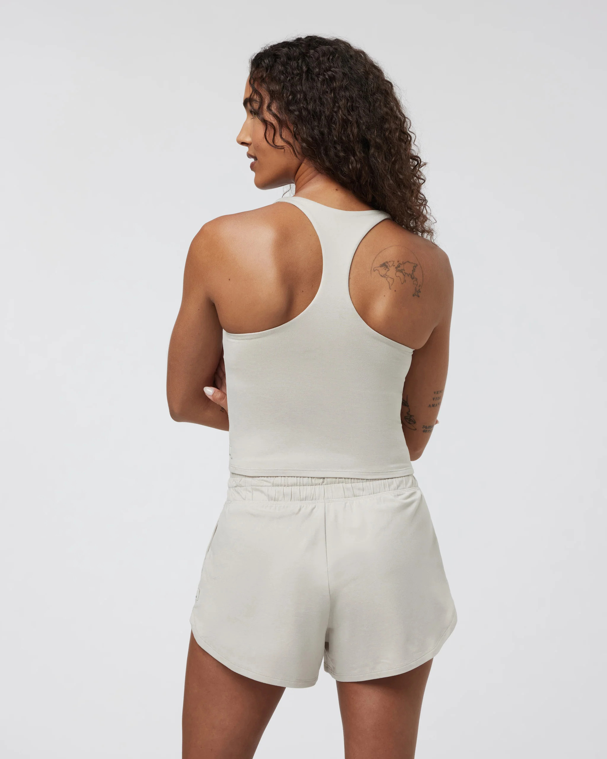 Halo Performance Crop 2.0 | Vuori Clothing (US & Canada)