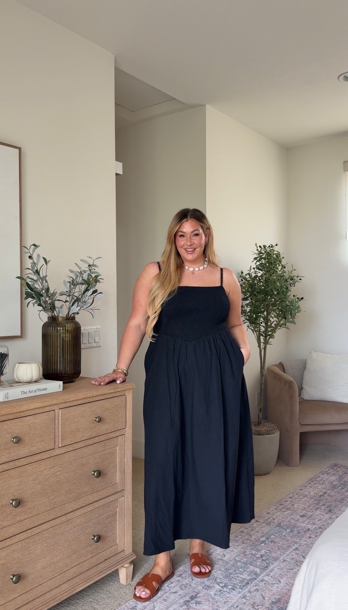 wearing an xl :) cutie timeless dress 

#LTKMidsize #LTKSeasonal