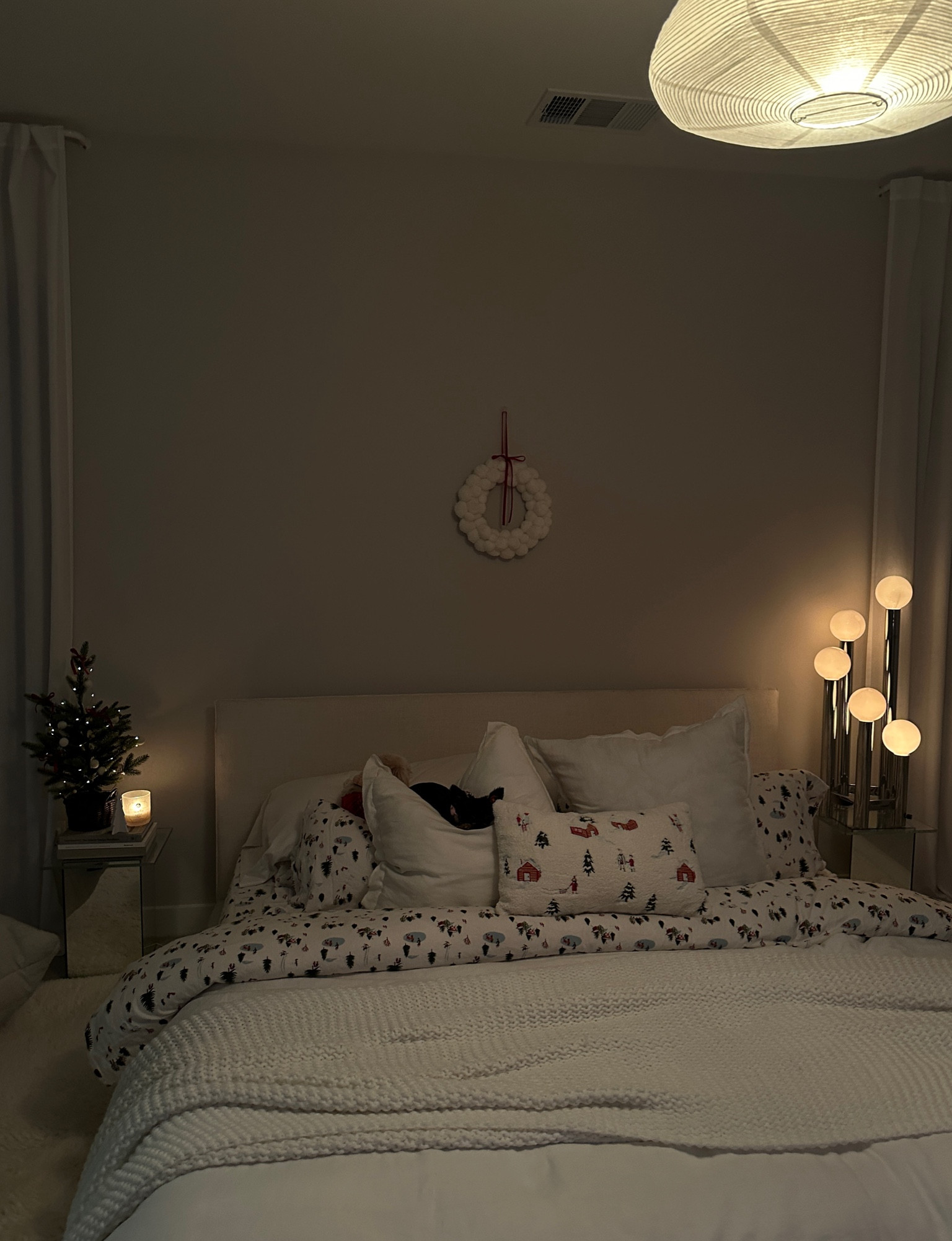 These are a MUST for the holidays! They instantly make your bedroom so COZY! Shop before these viral Xmas sheets are GONE ! 🎄🧸💭

#LTKGiftGuide #LTKHoliday #LTKCyberWeek