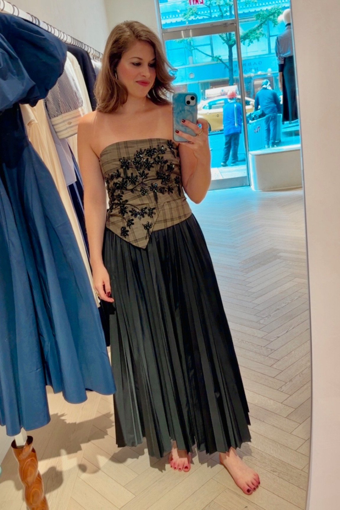 Fall Wedding Guest Dress- Scream refined elegance whilst standing out from the crowd in this plaid and pleats dress! #weddingguest #plaid #pleats #sleeveless #sleevelessdress

#LTKSeasonal #LTKWedding #LTKParties