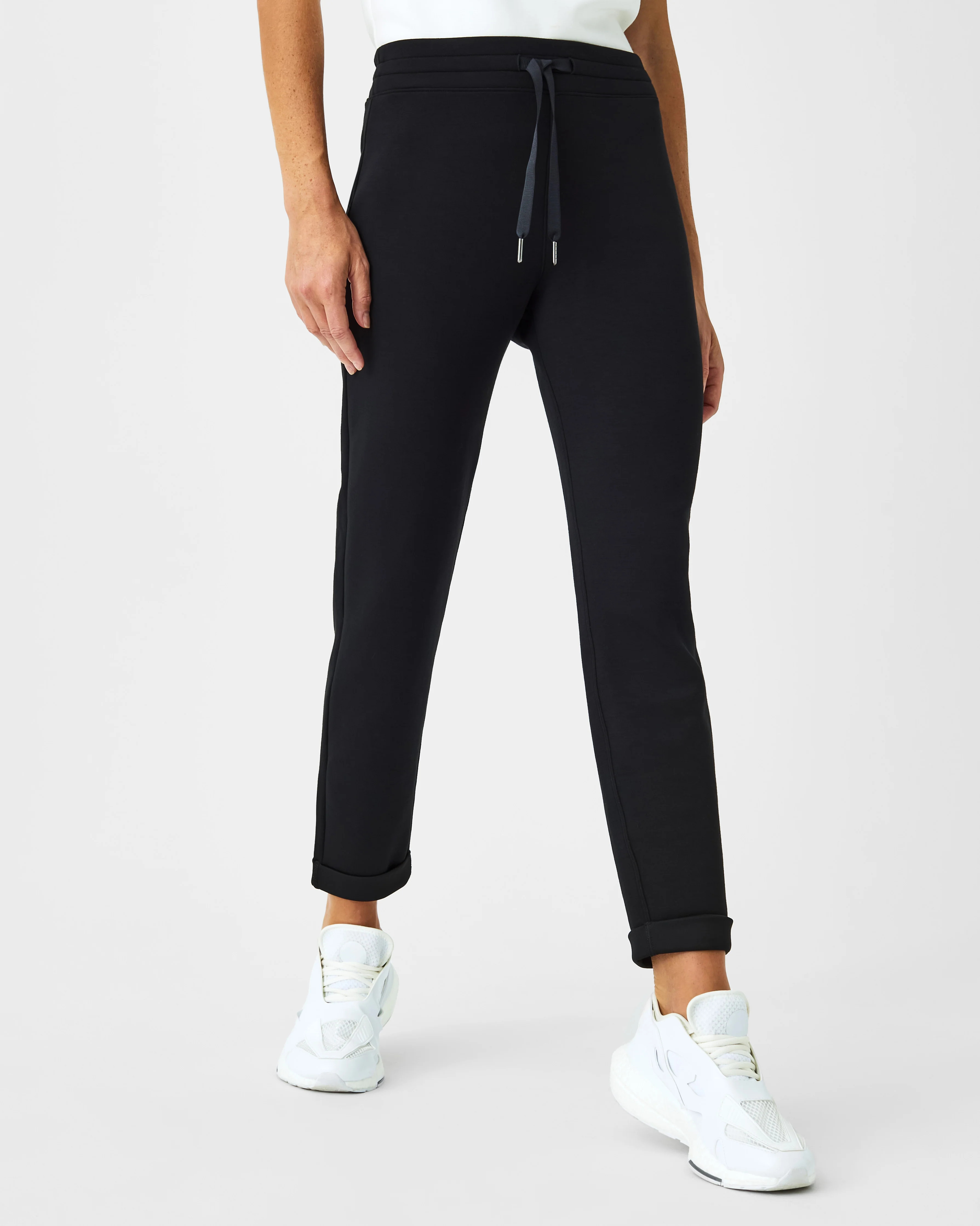 SPANX AirEssentials® Tapered Pant | Spanx Canada