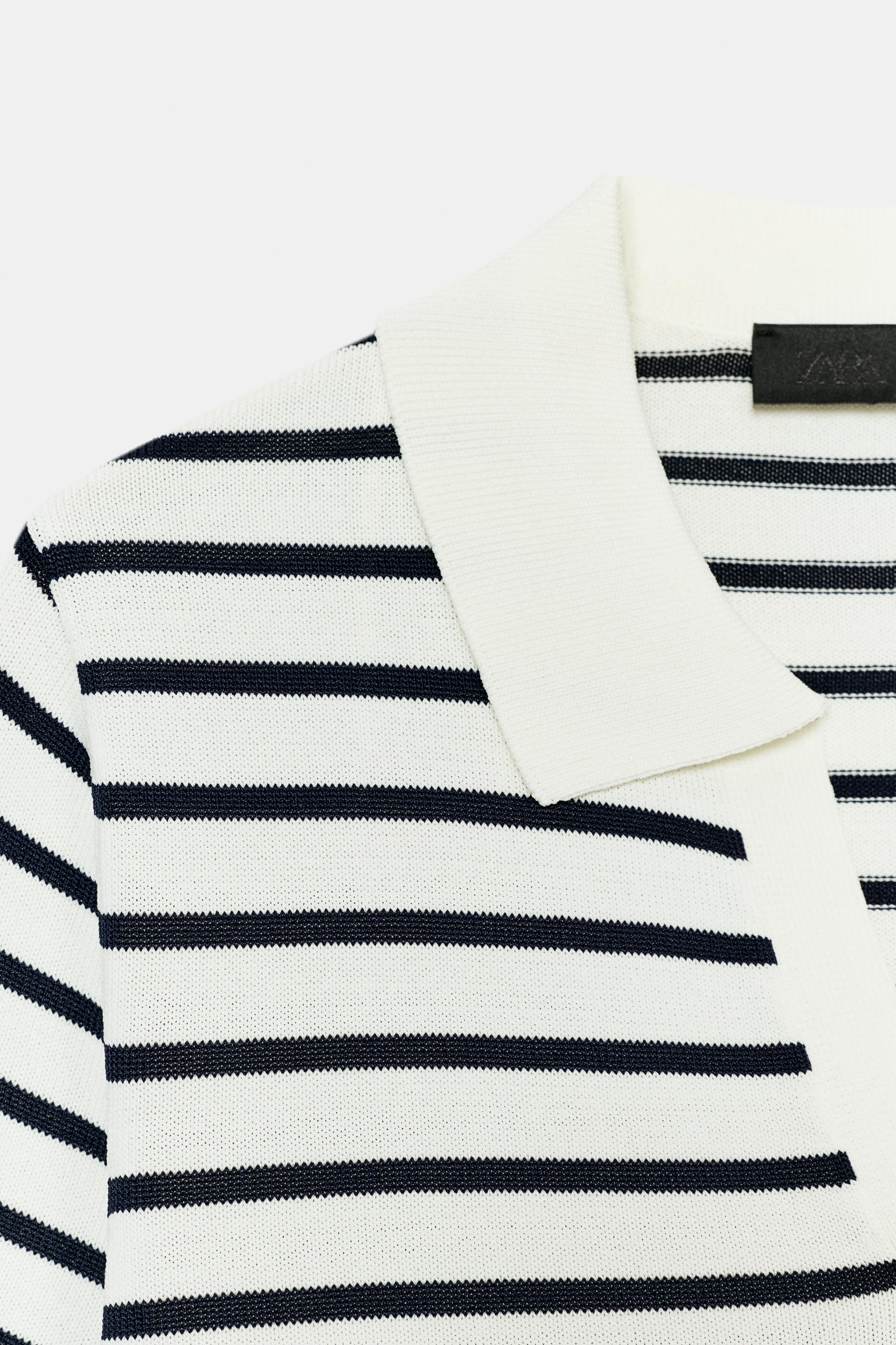 Polo collar top with a V-neckline and short sleeves. Finished with ribbed trims. | Zara DE