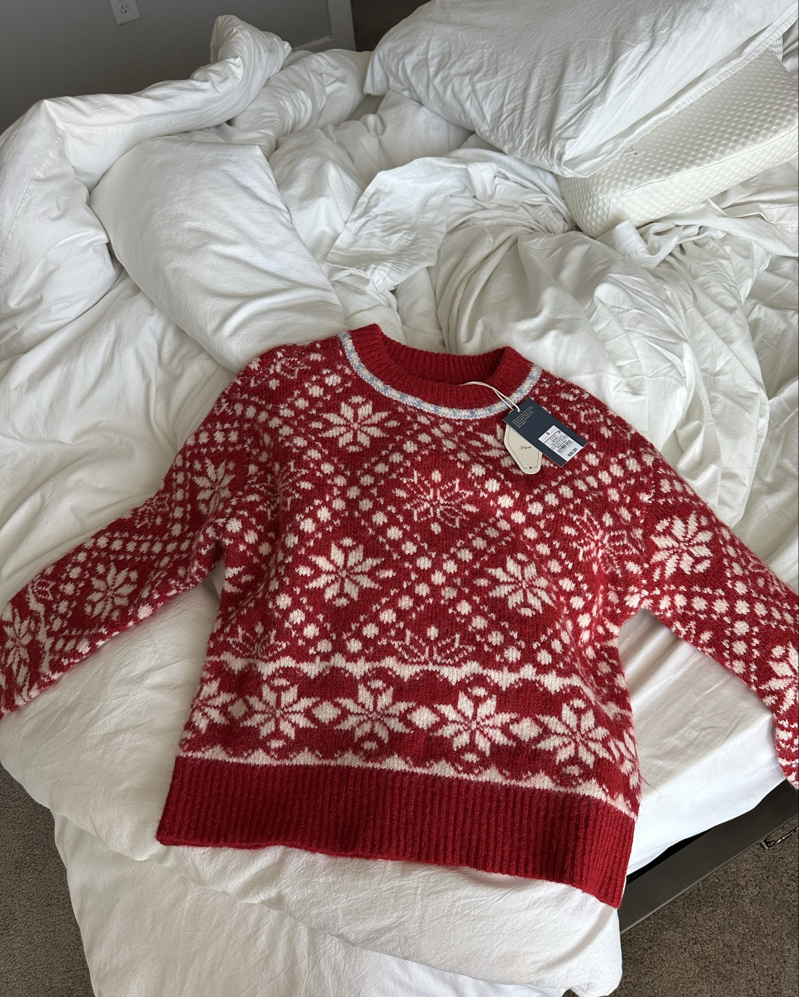 cutest affordable christmas sweater!!!

#LTKGiftGuide #LTKSeasonal #LTKHoliday