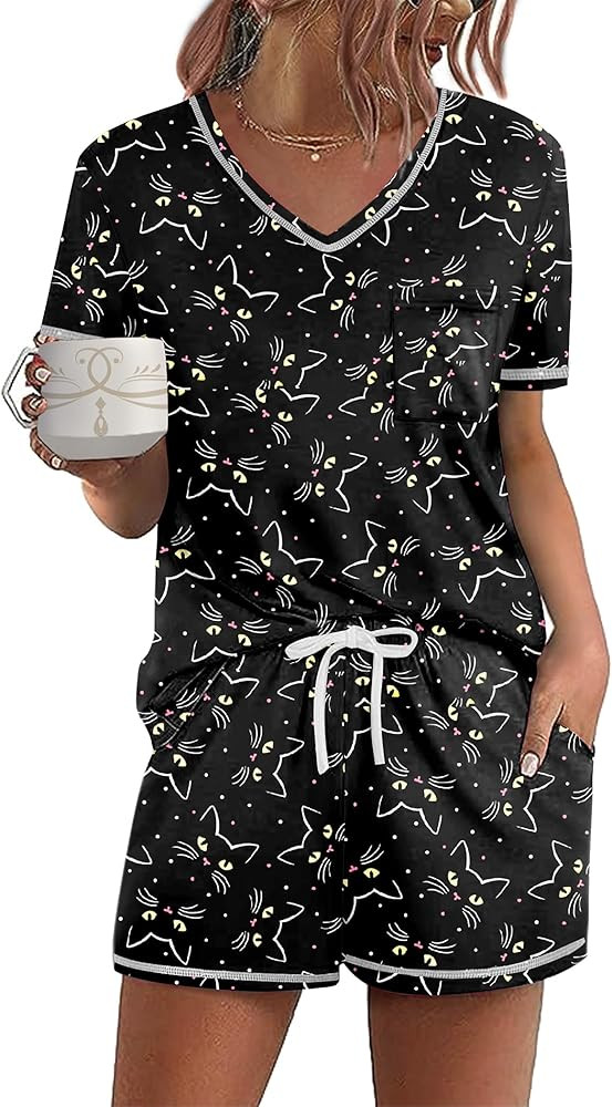 Ekouaer Women's Pajamas Sets Short Sleeve Lounge Sets Sleepwear Casual Two Piece Pjs With Pockets | Amazon (US)