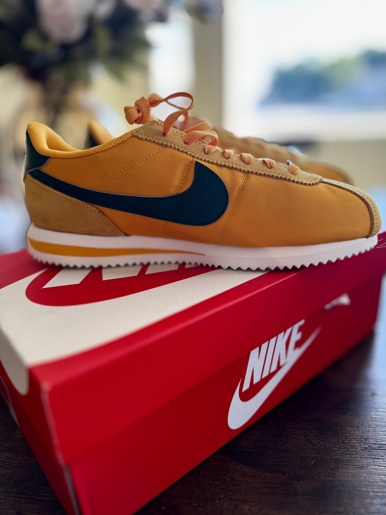 The perfect fall color sneaker! With two of my favorite colors yellow, and green





#sneakers #womensneakers #fallfashion #fallclothes #backtoschool #fashionsneakers 

Sneakers, fall sneakers, fall fashion, yellow, green, back to school, clothes, back to school clothes, women’s sneakers, basic clothes, neutral, trending sneakerss

#LTKFallSale #LTKFindsUnder100 #LTKStyleTip