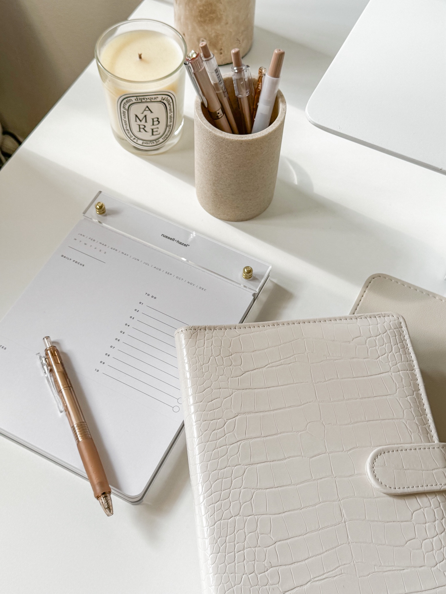 Aesthetic home office must-haves!

#LTKHome #LTKGiftGuide #LTKFindsUnder50