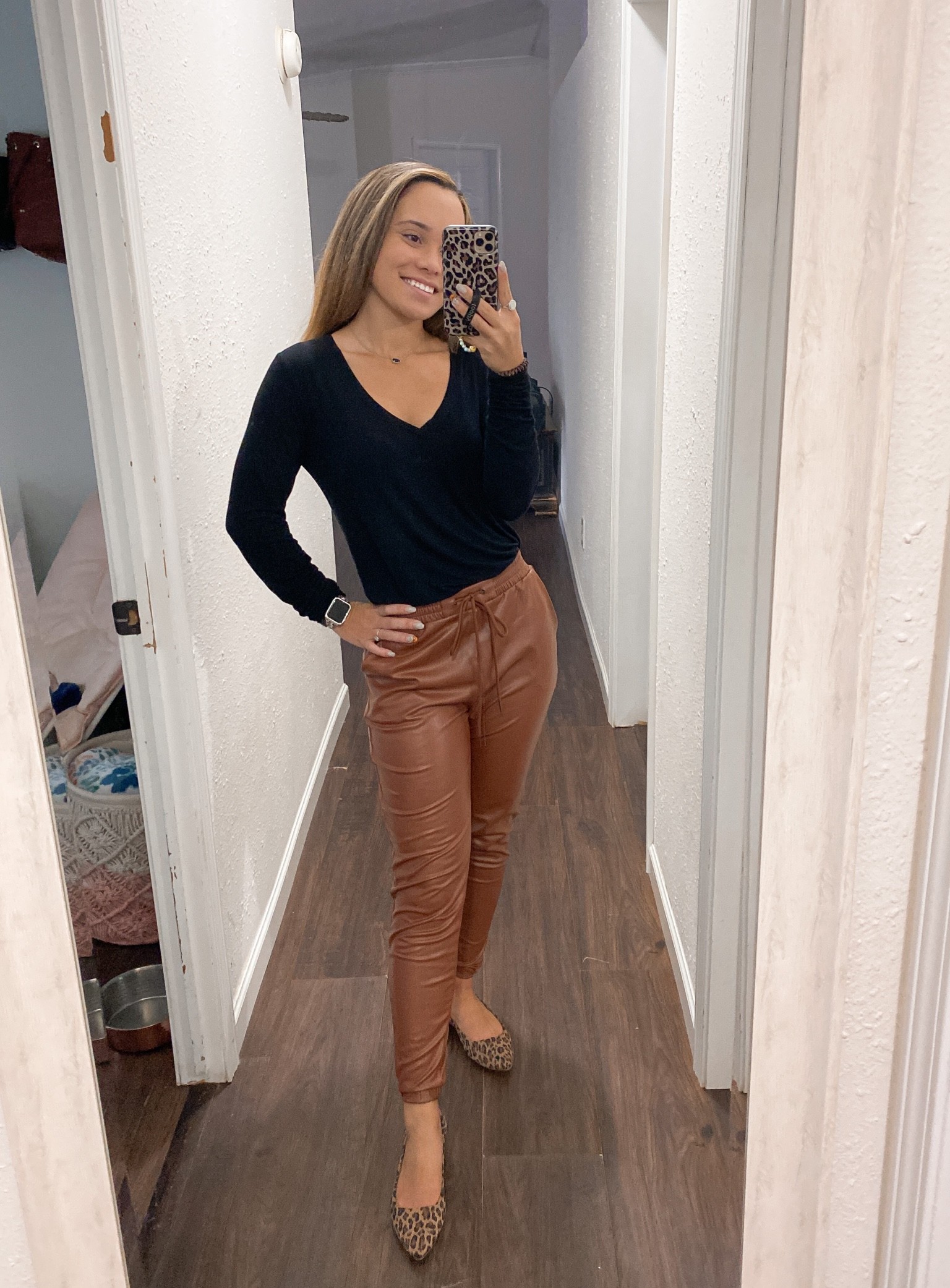 when u have to dress up but still want to be comfy, you go find joggers😉🤎

#LTKSeasonal #LTKcurves #LTKunder50