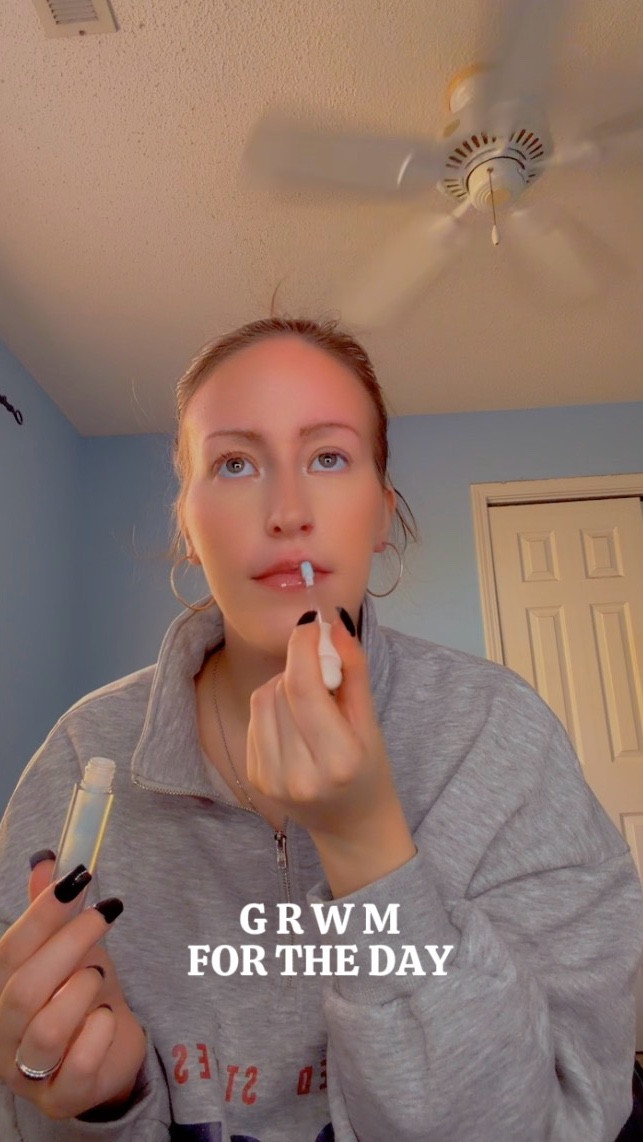 Happy Friday!! #grwm #makeuproutine #fyp 

#LTKFindsUnder50 #LTKBeauty #LTKU