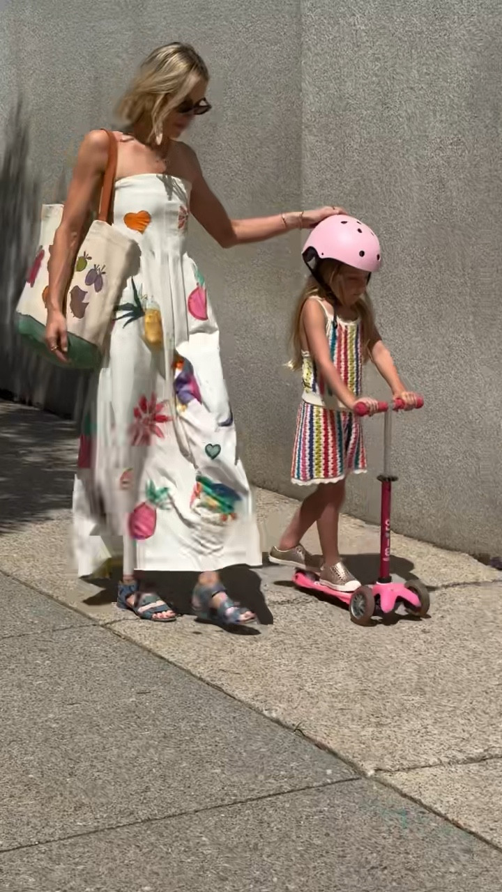 mini morning, major love 🌞

#LTKSeasonal #LTKStyleTip #LTKKids