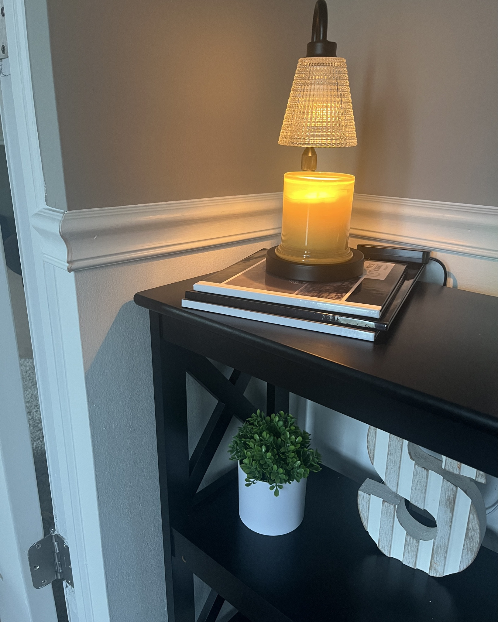 Just documenting some cozy moments around the house when the evening vibes are Vibing. ✨

#LTKHome #LTKvlog #LTKdayinmylife