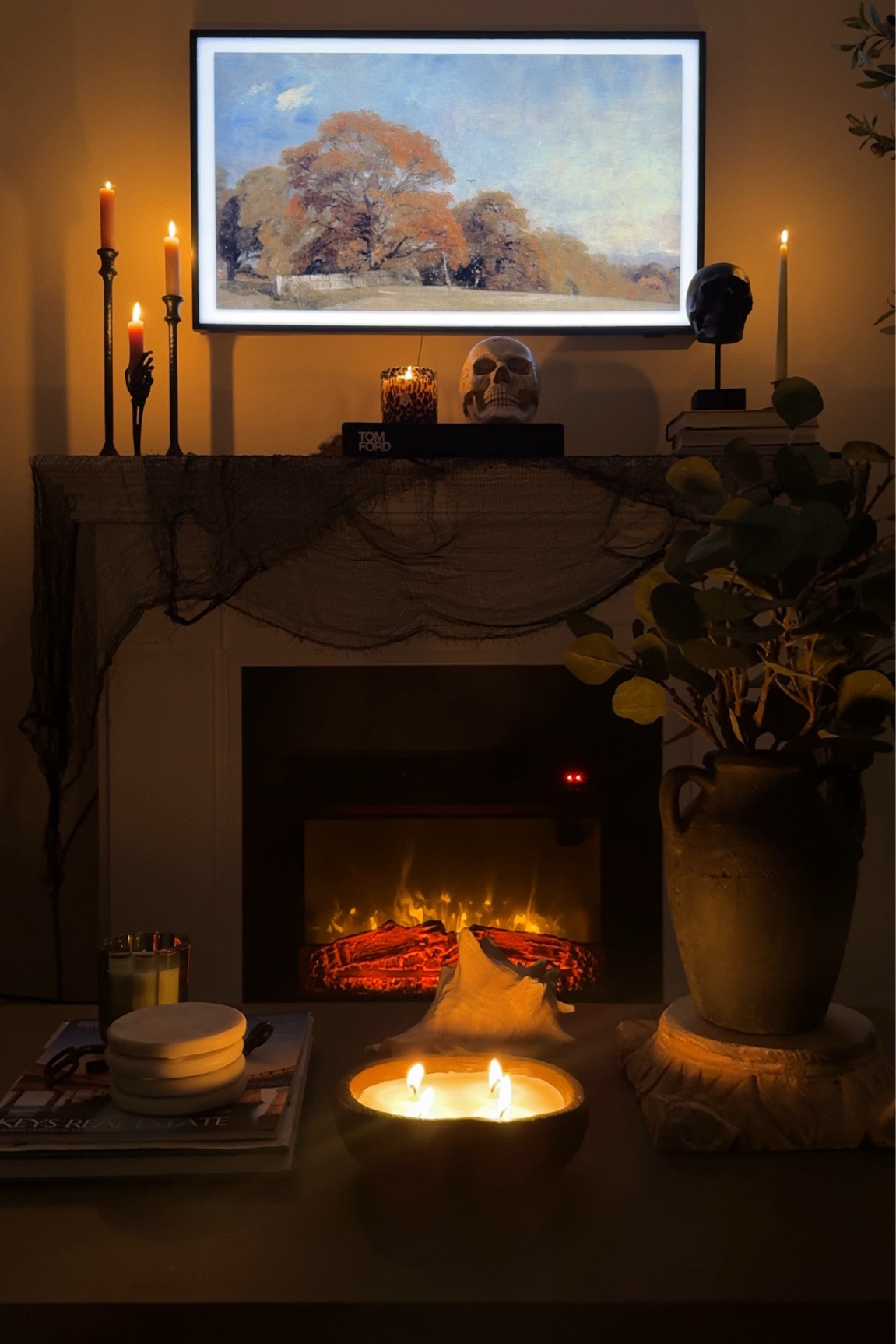 Halloween Living Room | Spooky Season 

#LTKHoliday #LTKSeasonal #LTKHalloween