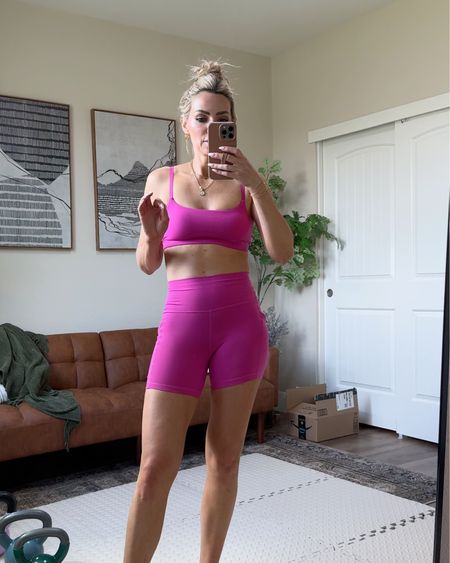 Best workout outfit from Amazon 
Size small in both. Buttery soft 
Amazon fashion 
Also linking all of my workout equipment from Amazon 💪

#LTKVideo #LTKfitness #LTKActive