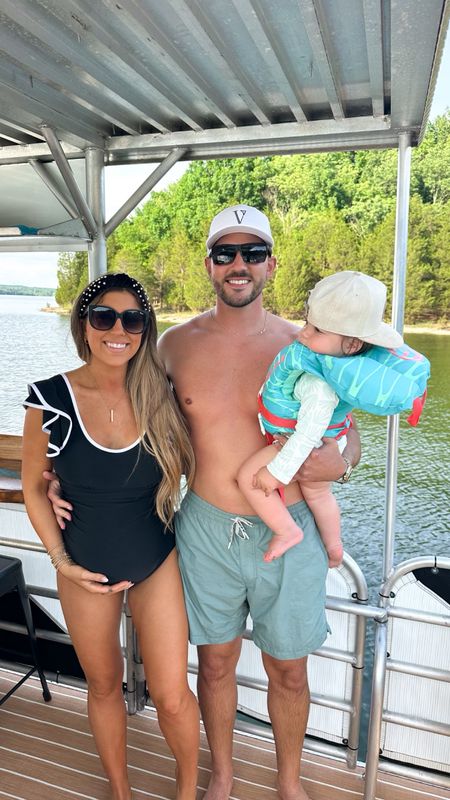 Boat day with the family was a success ☀️🕶️🤍

#LTKTravel #LTKStyleTip #LTKSwim