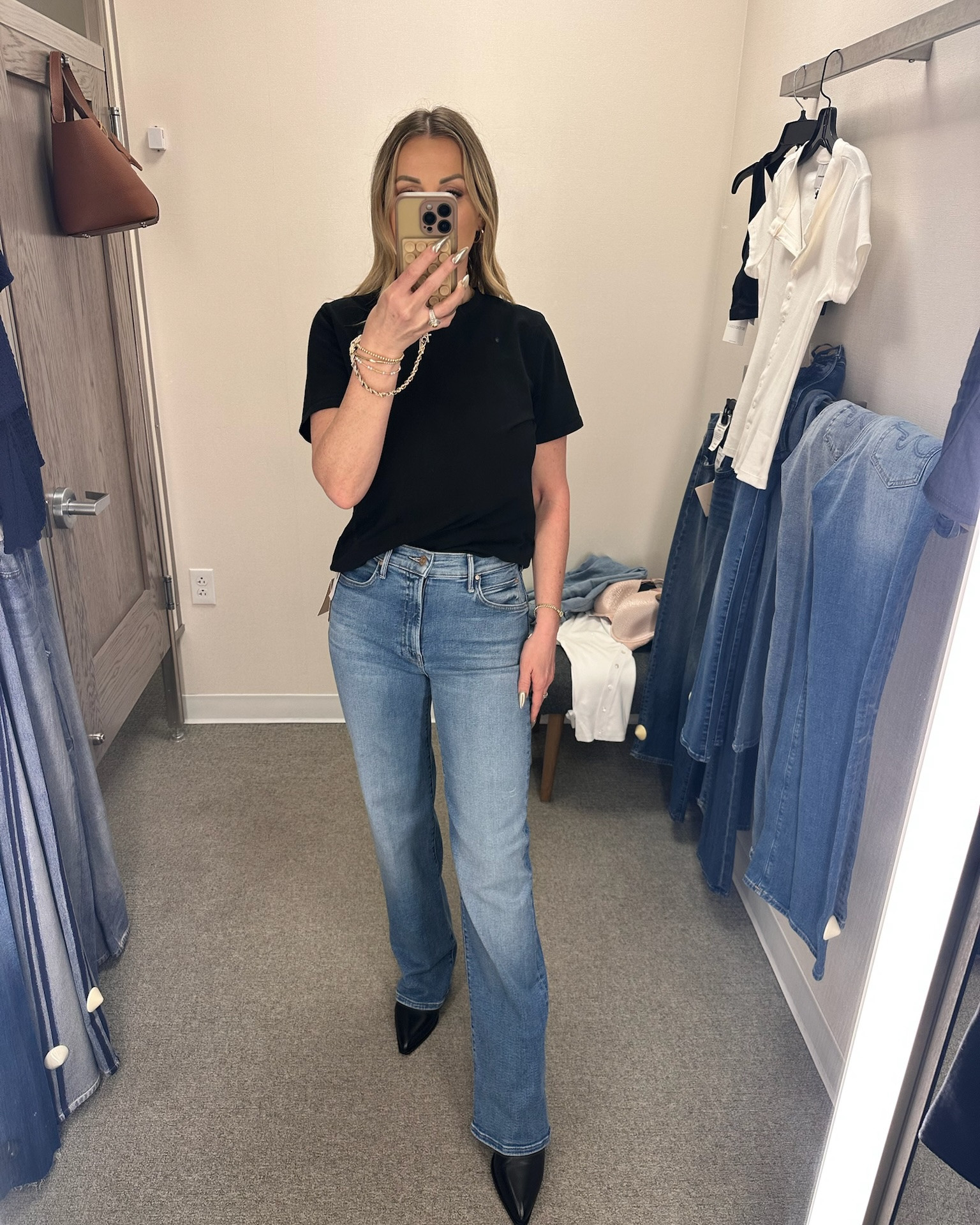 A little birthday shopping moment at Nordstrom trying on pieces that feel wearable, flattering, and easy to style beyond one season.

I'm always looking for those quiet staple finds - the jeans you reach for on repeat, the tops that instantly make an outfit feel more put together, and pieces that work just as well for errands as they do for lunch plans. This try-on is all about simple silhouettes, great fabric, and fit that feels good in real life.

I'm sharing how each piece fits, what I'd style it with, and why it earns o spot in a calm, elevated everyday wardrobe. All linked⬆️

#nordstromtryon #birthdaystyle #over
40style #highlowfashion #elevatedeveryday

#LTKgrwm #LTKootd #LTKSeasonal