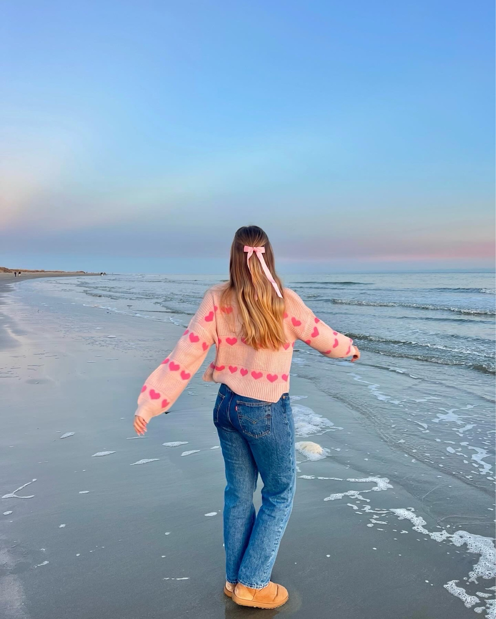 Pink Heart Sweater Outfit for Valentine’s Day

Casual Outfit, Pink Outfit, Heart Sweater, Jeans, Valentine’s Day Outfit

#LTKSeasonal #LTKStyleTip #LTKShoeCrush