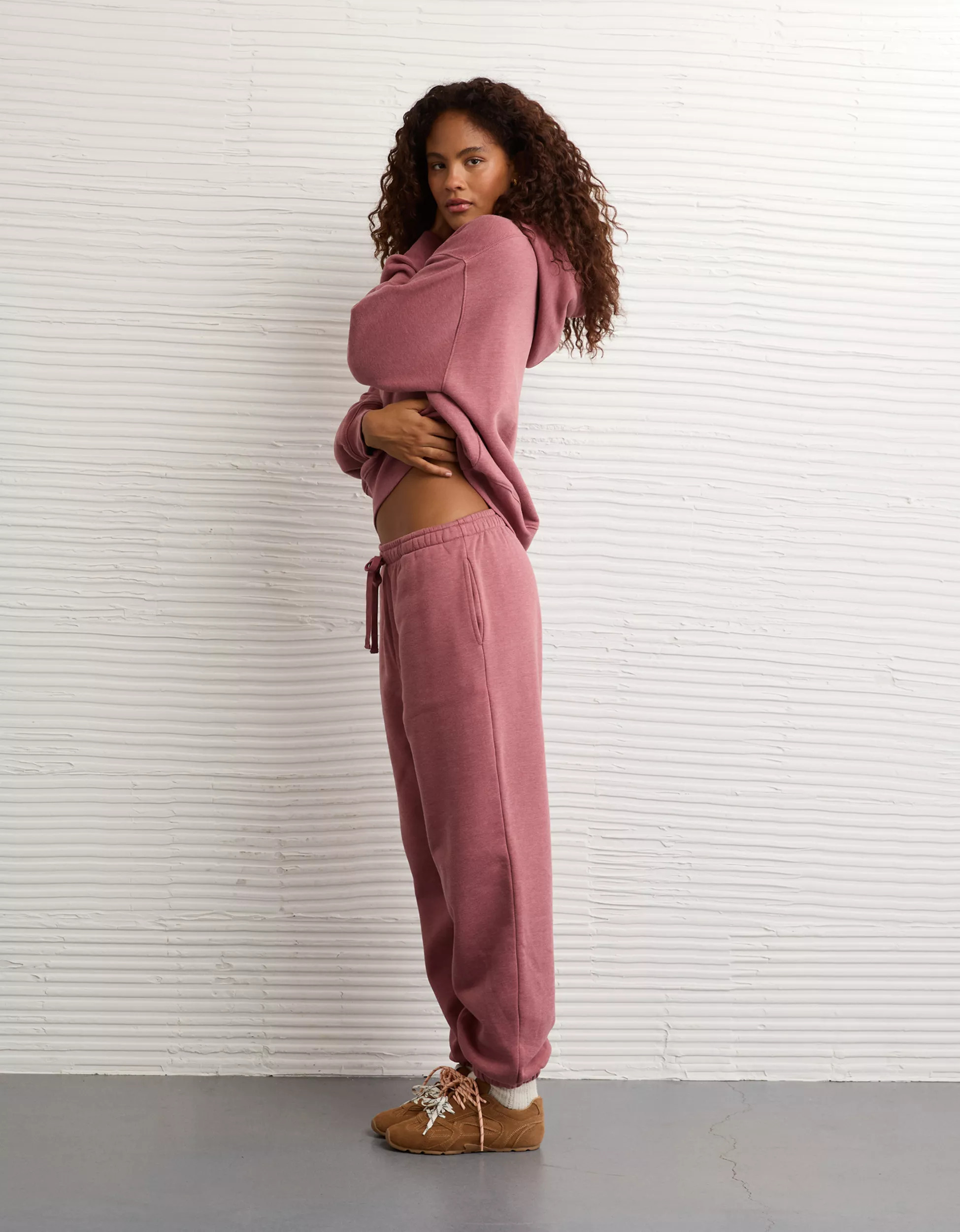 AE Everyday Luxe Jogger | American Eagle Outfitters (US & CA)