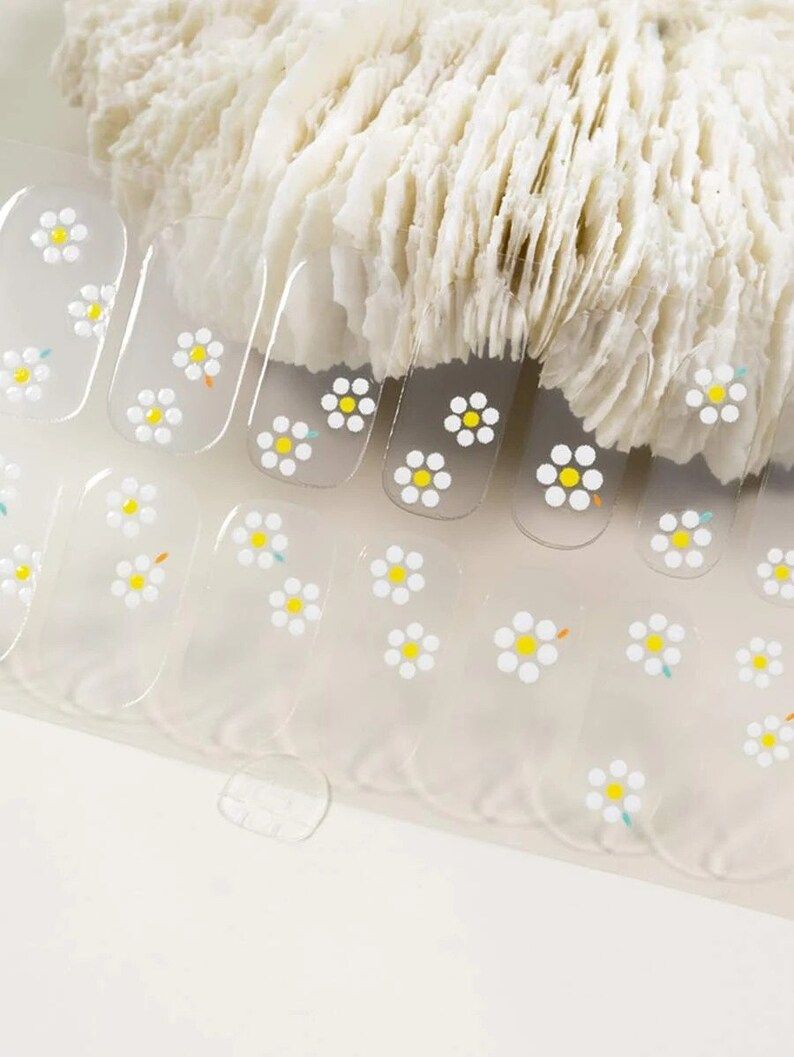 Daisy Nail Sticker Wrap / Flowers Nail Wraps / Winter Nail Wrap / Nail Strips / Nail Art Stickers... | Etsy (US)