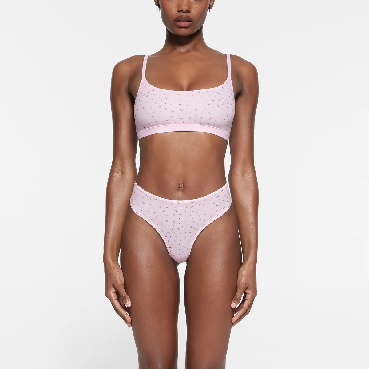 FITS EVERYBODY | SKIMS (US)