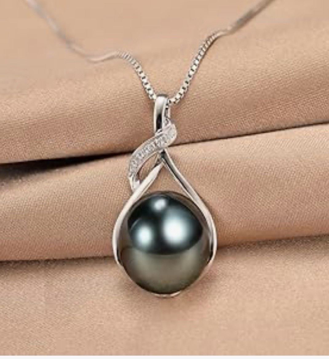 Tahitian-Black-Pearl-Necklace  #ltkjewelry


#LTKGiftGuide #LTKHoliday
