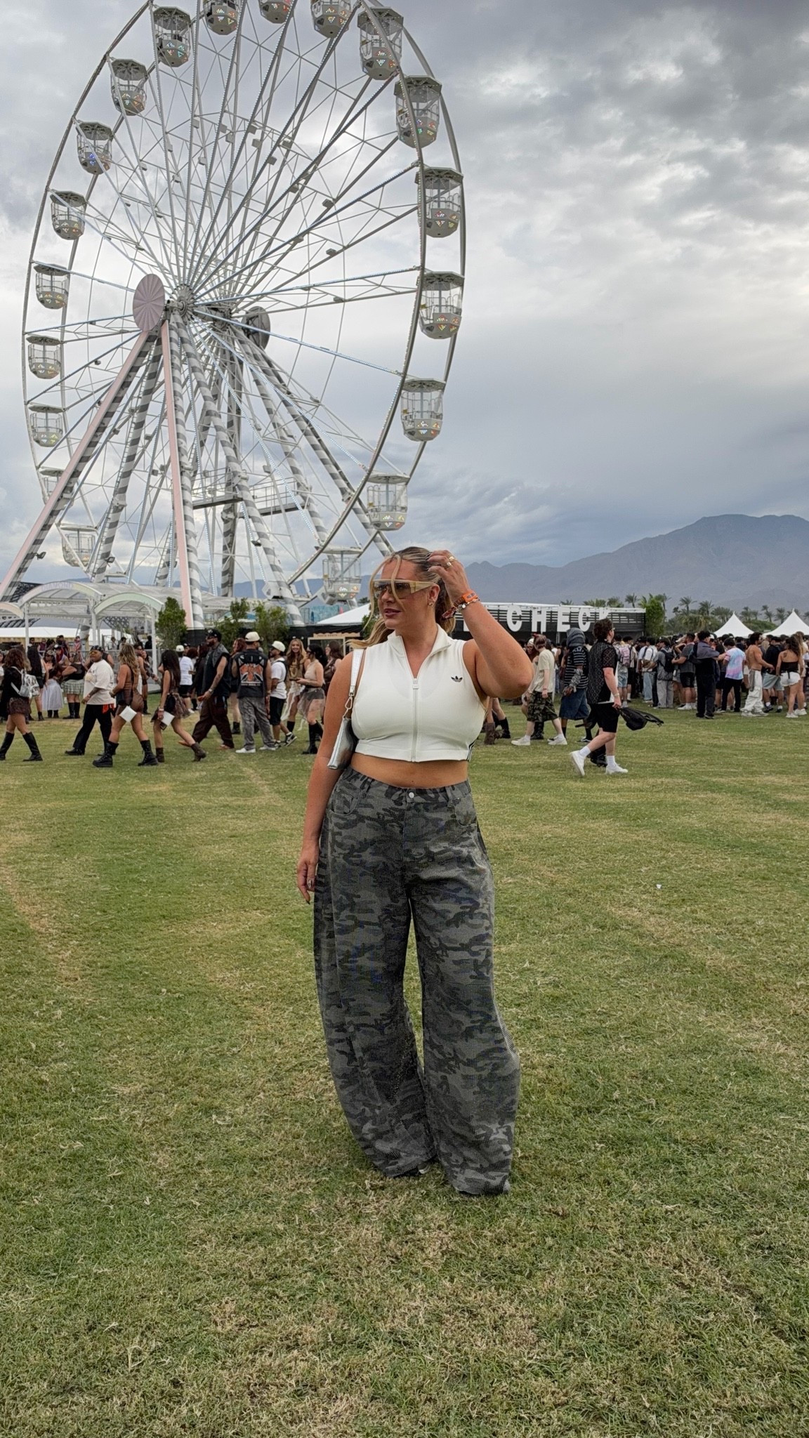 festival outfit inspo 🤎✨ wearing a 1x in the pants and a XL in the top!