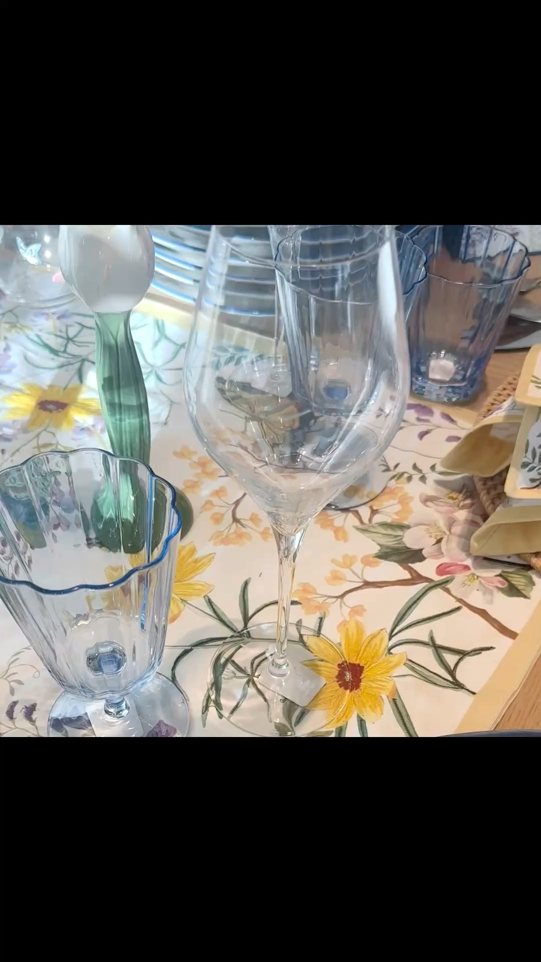 Floral table linens and napkins instantly elevate the table — perfect for spring gatherings and easy hosting moments. Linked here.

#SpringTablescape #Tabletop #TableLinen #FloralTablecloth #Napkins #SpringEntertaining #LTKHome

#LTKFestival #LTKSaleAlert #LTKHome