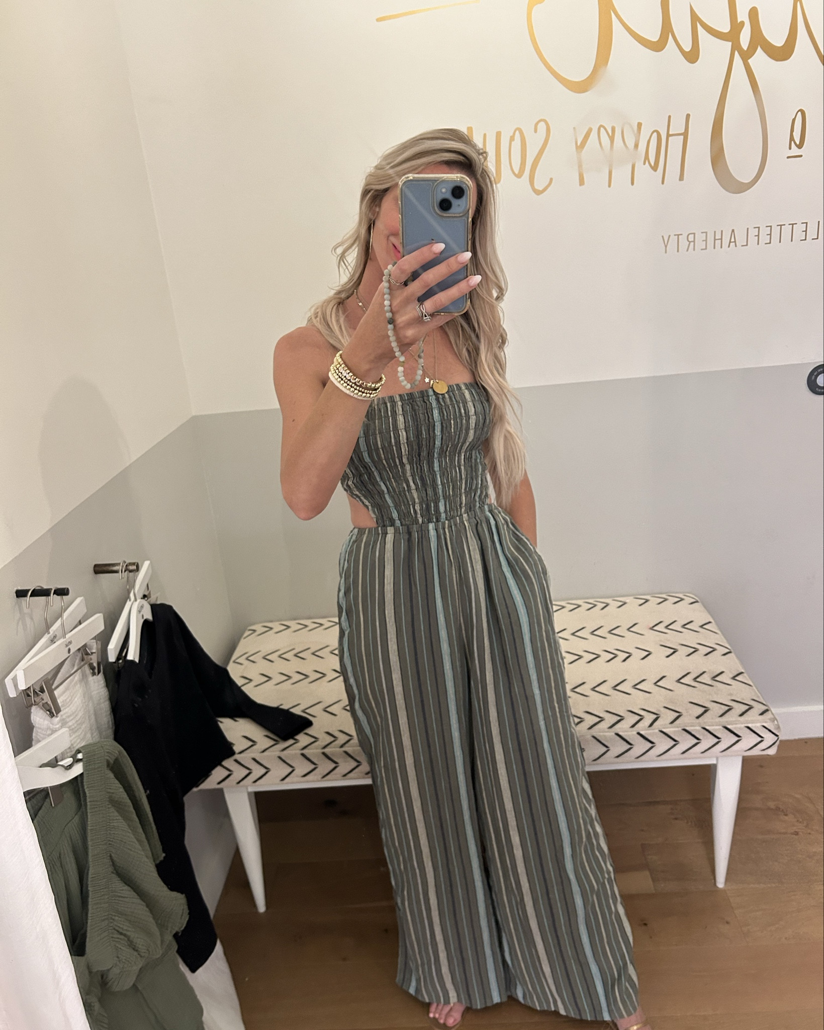 This jumpsuit is sooo perfect for spring and summer! It’s also the perfect vacation outfit! It’s so soft and comfy!! And it’s on sale!! Under $50! 
Resort wear
Vacation outfit