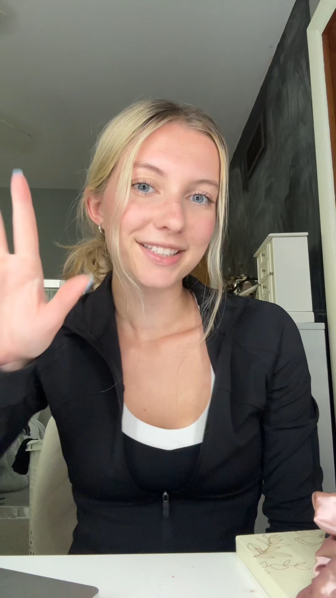 hollister workout wear for the win! 

#LTKStyleTip #LTKActive #LTKFindsUnder50