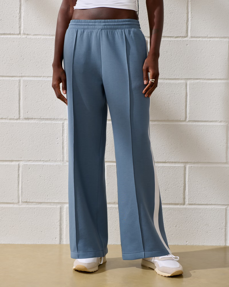 YPB neoKNIT Wide Leg Sweatpant | Abercrombie & Fitch (US)