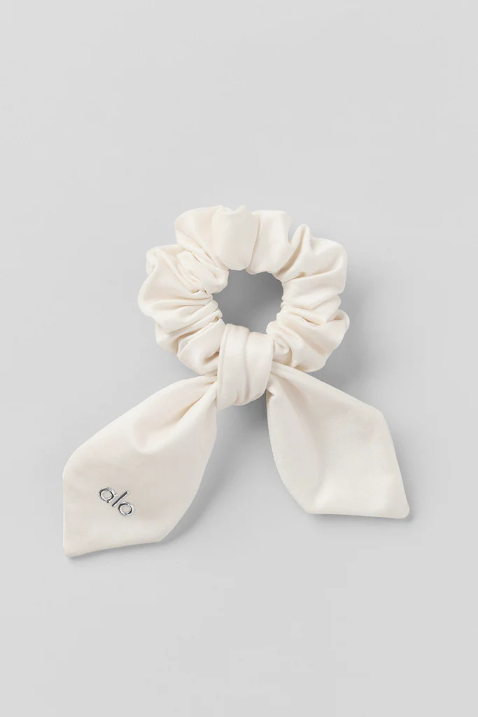 Airlift Rhythm Scrunchie | Alo Yoga (US)