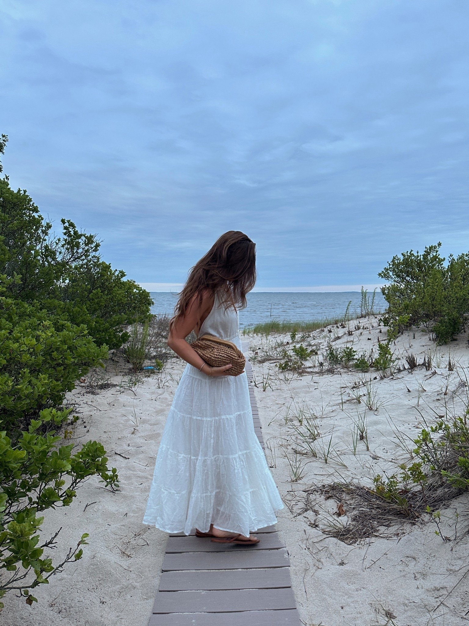 Beach ootd - wearing an XS
