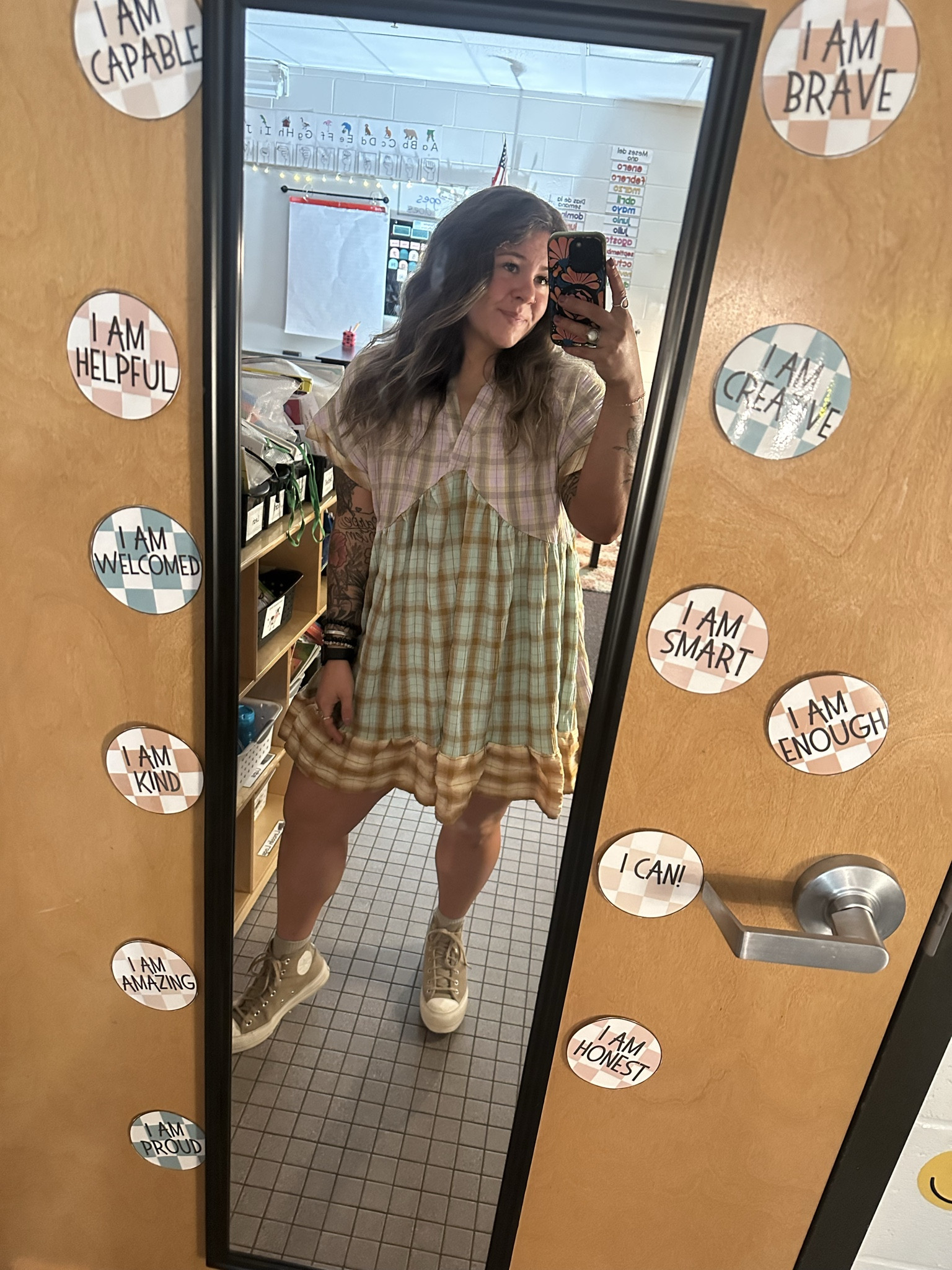 Teacher outfit // teacher ootd // teacher fit // kindergarten teacher // midsize