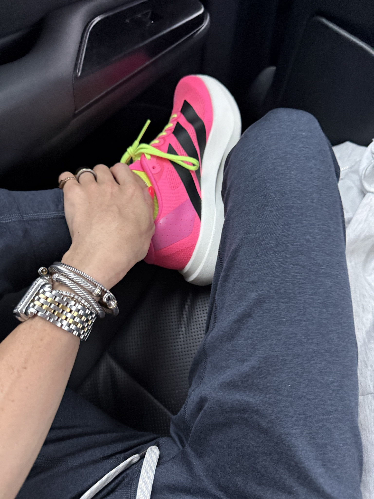 Travel outfit joggers xxs sneakers on sale 

#LTKTravel #LTKPetite #LTKSaleAlert