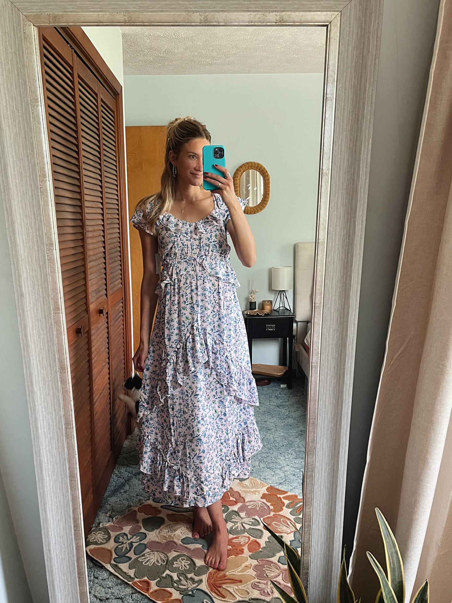 I can’t believe this dress is under $20. Feels like I should be running through a meadow in the dress! It’s giving all the girly vibes 🩷🩵💜
Wearing XS 


#LTKFindsUnder50 #LTKSaleAlert #LTKSeasonal