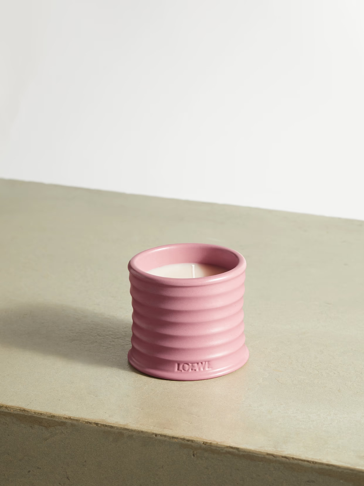 LOEWE PERFUMES - Ivy Small Scented Candle, 170g - Pink | NET-A-PORTER (US)