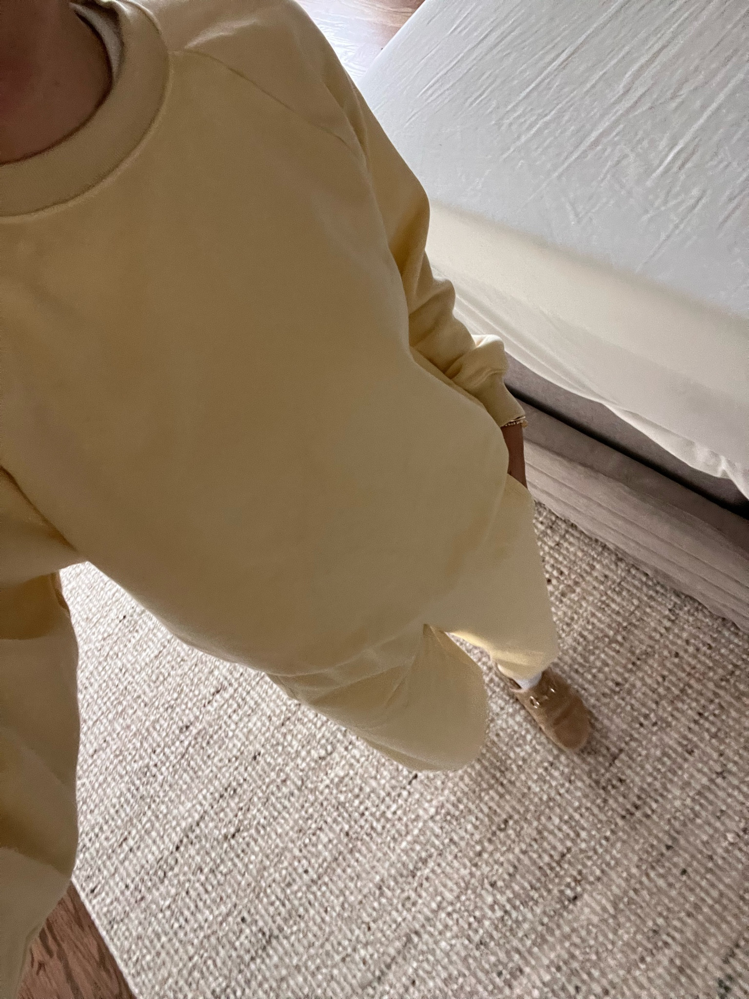 school drop ootd 
Size small in the crewneck and pants
This sweatsuit comes in so many colors & is so comfy! 

#LTKFindsUnder100 #LTKSaleAlert