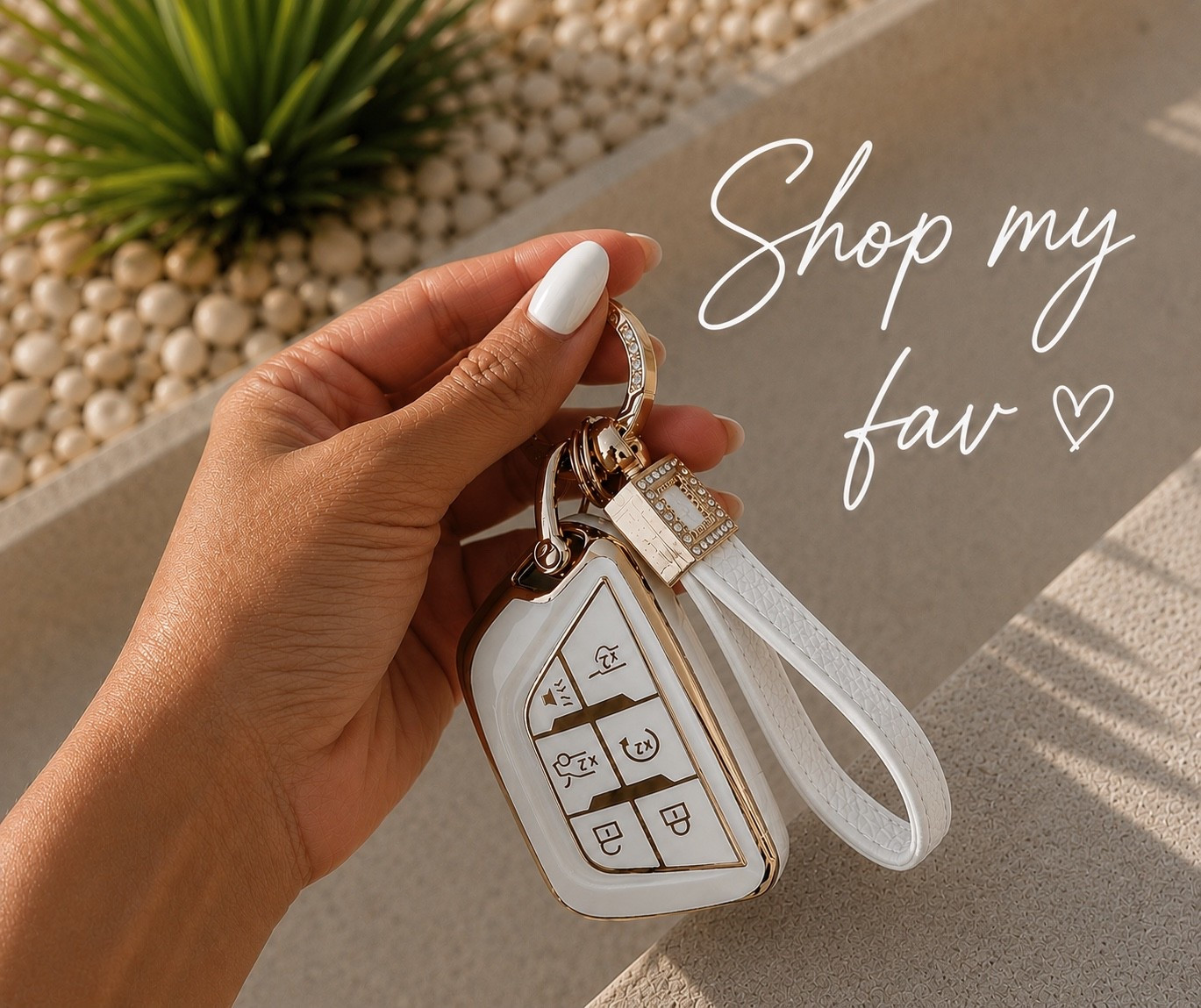 Add a little glam
To your keys! #keyfobcover

#LTKdayinmylife