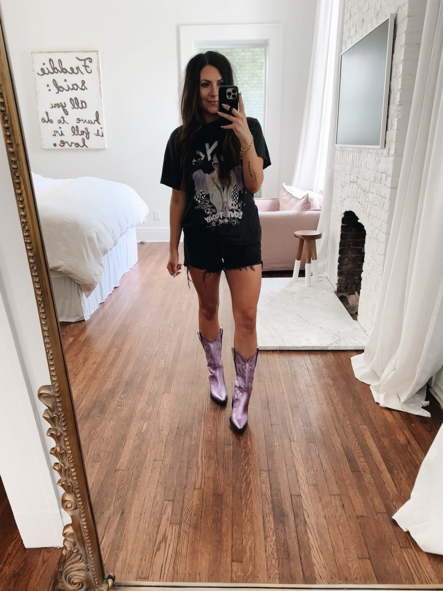 Bury me in these purple Free People boots. 🖤

#boots #freepeople

#LTKstyletip #LTKFind #LTKU