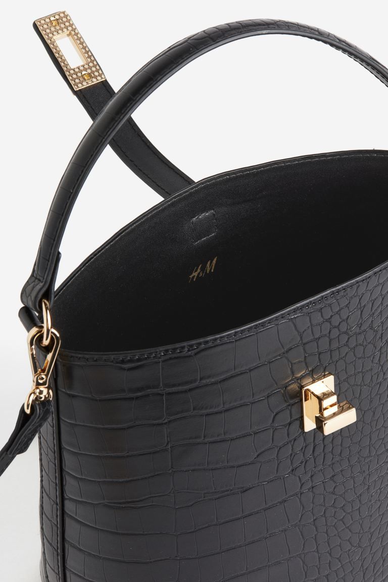 Crossbody Bag - Black/crocodile-patterned - Ladies | H&M US | H&M (US + CA)