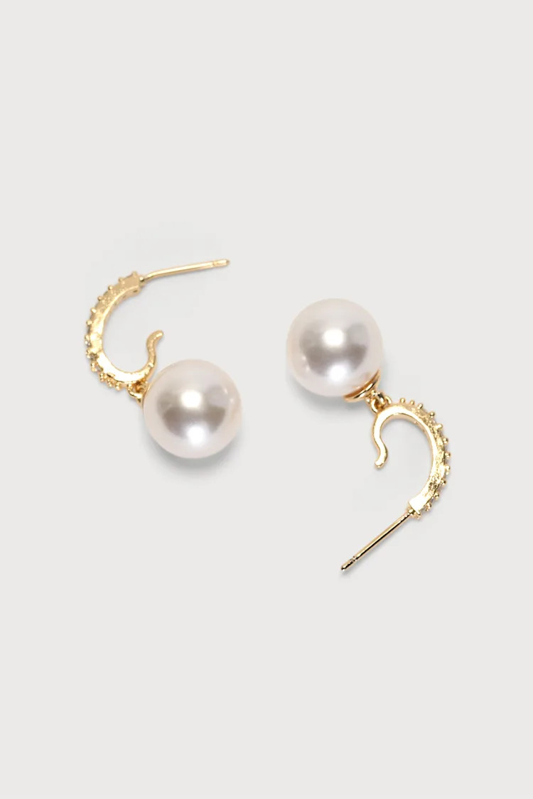 A Pearl Like Me Gold Pearl Mini Hoop Earrings | Lulus