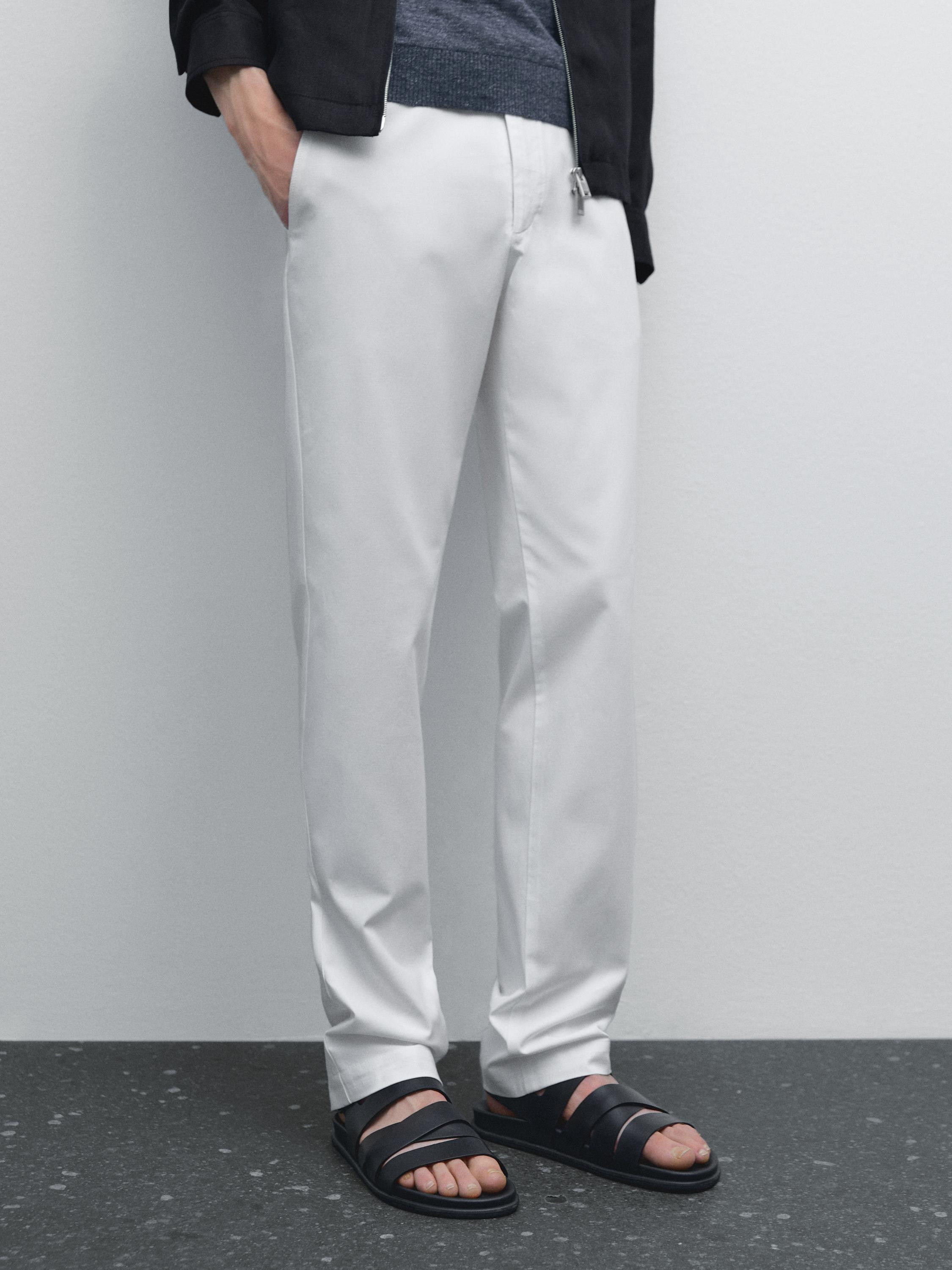 Slim-Fit-Hose aus Canvas-Baumwollmischgewebe | Massimo Dutti DE