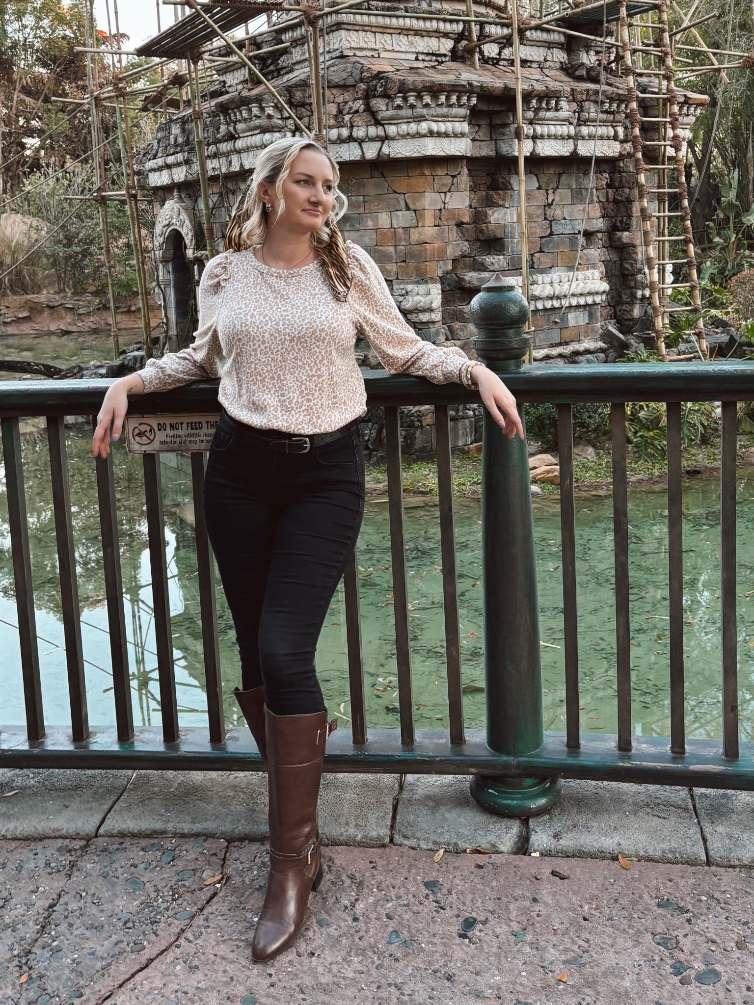 Animal print sweater, chic office outfit, winter outfit, leopard sweater 

#LTKSaleAlert #LTKWorkwear #LTKootd