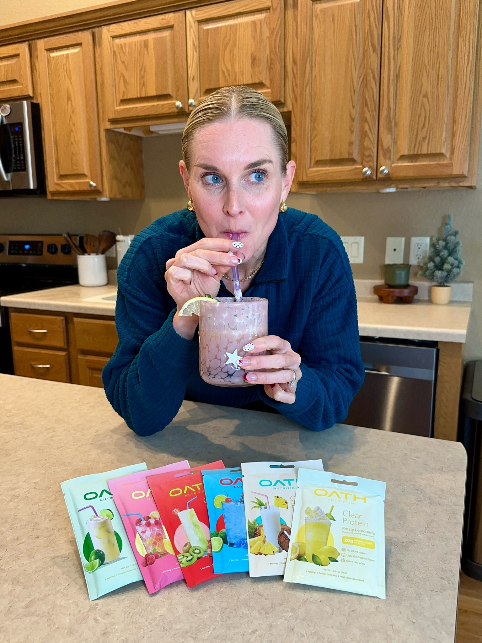 #AD These clear protein powders from Oath Nutrition are so good! Light and refreshing after a workout with 20 grams of whey protein! 🍓🥥🍋

@target @oathnutrition #targetpartner #target #oathnutrition 