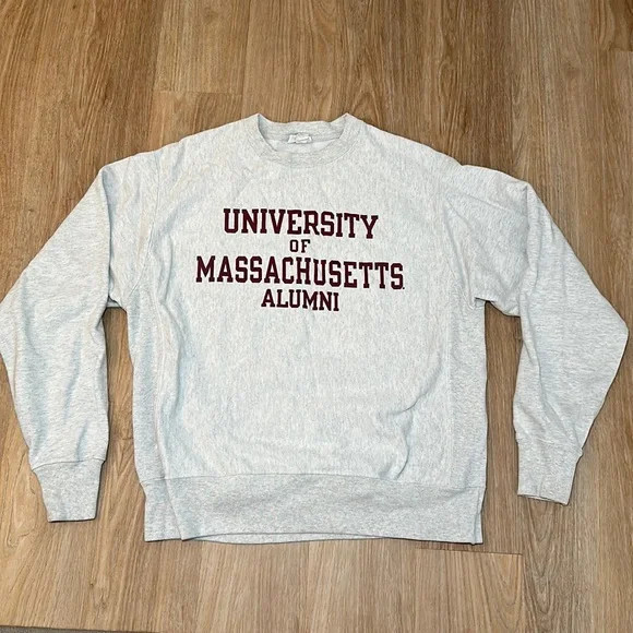 University of Massachusetts UMASS Amherst Alumni Crewneck Sweatshirt | Poshmark