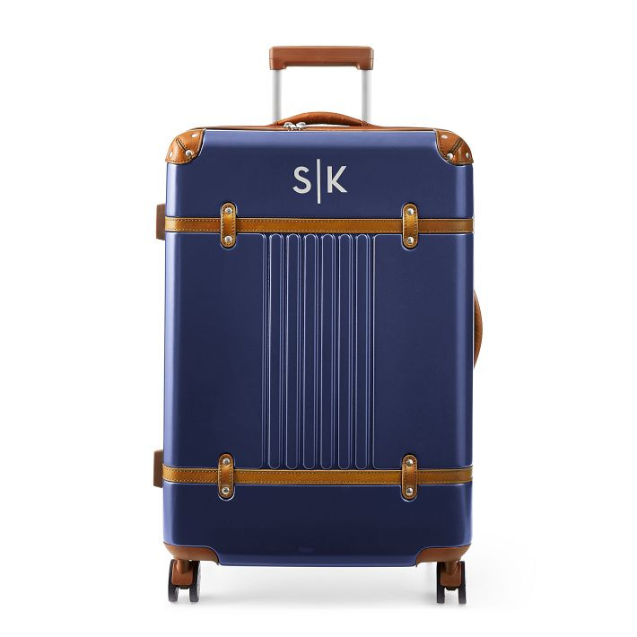 Terminal 1 Luggage Collection | Mark and Graham