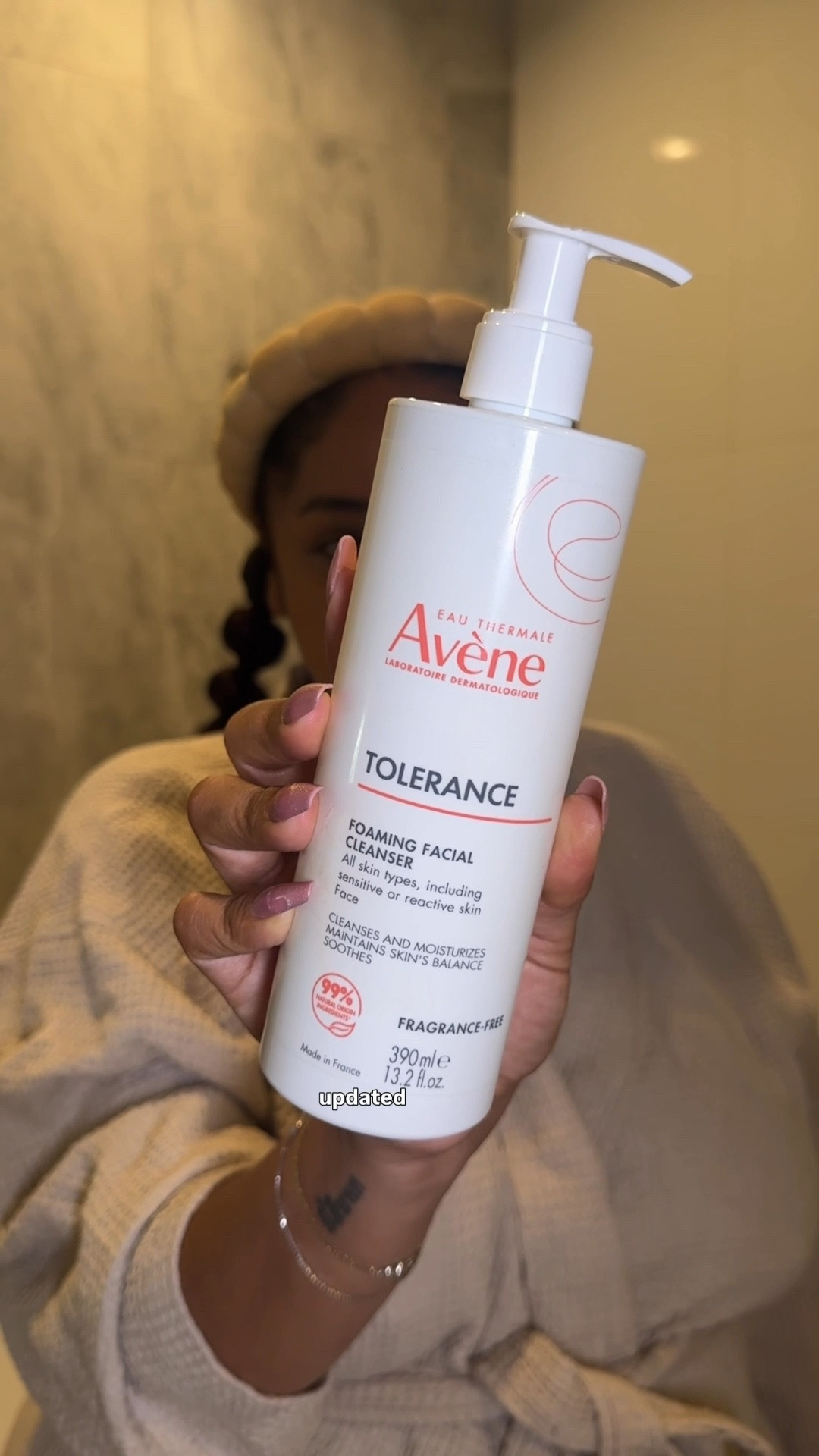 #ad My skin has been super sensitive lately, so I’ve been using @aveneusa Tolerance Foaming Facial Cleanser. It soothes my skin while keeping it hydrated and building my skin’s tolerance. 
#targetpartner #sensitiveskin @Target 

I’ll have this linked in my LTK storefront! 
@Shop.LTK  #liketkit

#LTKgrwm #LTKselfcare #LTKBeauty