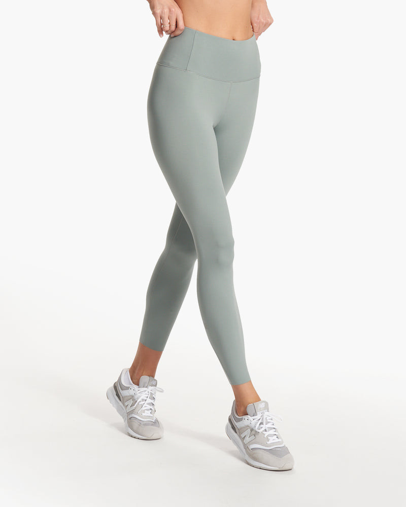 Evolve Legging | Vuori Clothing (US & Canada)